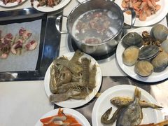 -圣罗巴海鲜烤肉自助(鲅鱼圈万达店)
