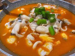 思茅酸汤鱼片-老滇山寨•云南特色菜•地方菜•民族风情歌舞表演(金碧店)