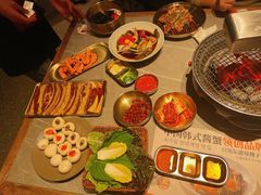 -草家酱蟹炭火烤肉店(珲春南路一店)