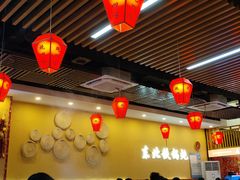 -炖四方东北铁锅炖·烧烤小龙虾(中豪国际店)