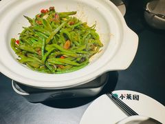 -小菜园新徽菜(青岛市南万象城店)