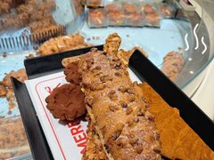 -HOT CRUSH趁热集合·现烤面包(环球港店)