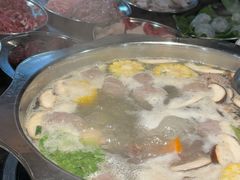 -牛一煲美食(江高店)