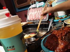 -老牌坊云南鱼豆花火锅(哈西万达店)