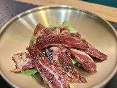 -臻牛烤肉