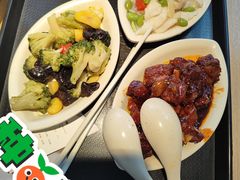 -荟选餐饮徐家汇社区食堂(徐虹北路店)