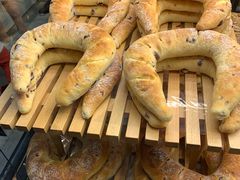 -Dough&Joe团憩(瑞虹天地月亮湾店)