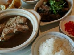 -黄亚细肉骨茶(仰光路店)