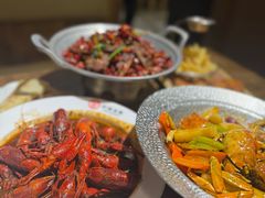 -叶派龙虾•招牌香辣蟹·海鲜(中海国际店)