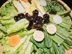 -尚尚仙·酸汤猪手·猪肚鸡火锅(华联万柳购物中心店)