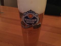 -LENBACH兰巴赫西餐啤酒坊(大连星海广场店)
