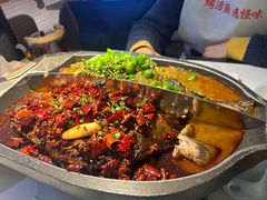 -江边城外烤全鱼(世茂广场店)