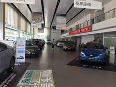 -上汽大众4S店(上海冠松店)