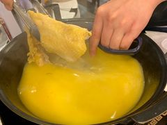 -鲜入围煮花胶鸡海鲜火锅