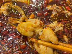 -鸿顺老铁锅美蛙鱼府(解放碑店)