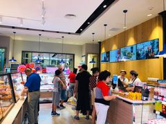 -巴黎贝甜(大宁国际商业广场店)