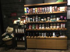 零售区-星巴克(广州动漫星城东区店)