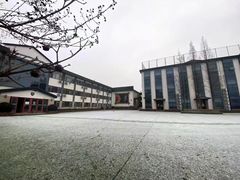 -青岛银河学校