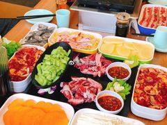 -金三顺韩式炭火烤肉店(中华路店)