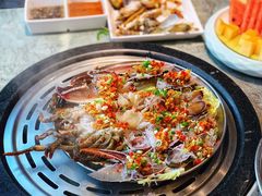 蒜蓉蒸龙虾-船梆煮•蒸汽海鲜·炉火烤肉(五四广场店)