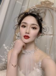 -艾米丽婚纱礼服