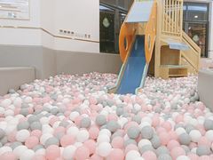 -龙格亲子游泳·水育早教运动中心(上虞钱江中心)