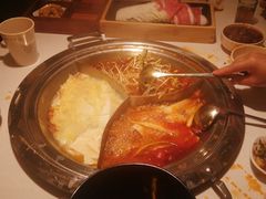 -老房老舍重庆火锅(假日城市店)