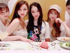 -théATRE 茶聚场(王府中環店)