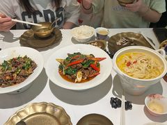 -桂满陇·江南茶餐厅·蟹黄小笼汤包(中山公园店)