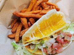 烤鸡芝士塔可夹心餐-Taco Bell 塔可钟(民田路店)