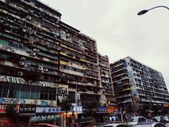 -黄桷坪涂鸦艺术街