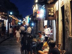 -仓桥直街臭豆腐