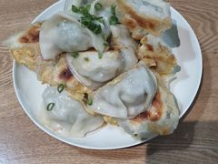 -三好食堂(煎饺·馄饨·肉饼米线·盛世广场店)