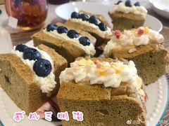 戚风三明治-老青岛锅贴炉包