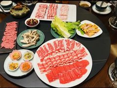 -余欢领鲜火锅(新街口店)