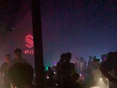 -SPACE(欢乐颂购物中心店)