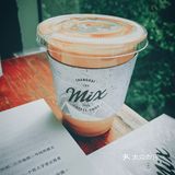 是我很喜欢的一个书店啦！地理位置很优越