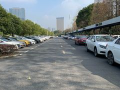 -地铁江陵路站停车场