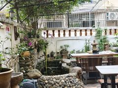 -茶米人花园餐厅