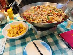 -昱龙大盆牛蛙馆(三兴街总店)