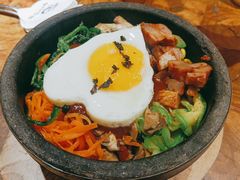 烤鸡腿石锅拌饭-七八冷面·延边朝鲜族美食(欢乐谷店)