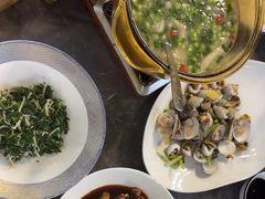 -洛东土菜馆(建国北路店)