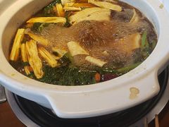 -亿诣蝎府炸酱面羊蝎子火锅(酷车小镇店)