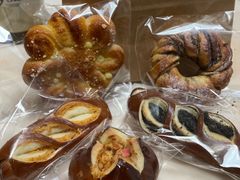 -雀食面包店(钟楼店)