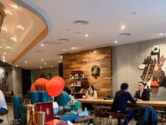 -星巴克臻选(深圳金光华店)