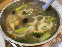 酸辣肚丝汤-西安贾三灌汤包·回坊小吃·清真炒菜(北院门总店)