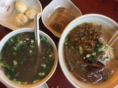 -佬钱湾仔(衣裳街店)