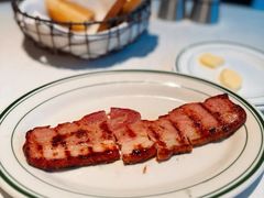 -Wolfgang’s Steakhouse 沃夫冈牛排馆(上海白玉兰广场店)