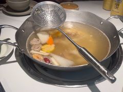 -左庭右院鲜牛肉火锅(金山万达店)