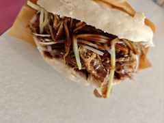 -烤鸭肉夹馍鸭汤店